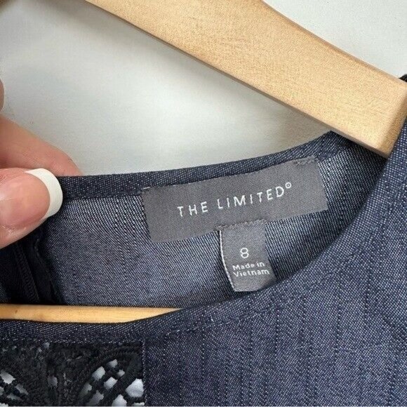 The Limited Denim Shift Dress 3/4 Bell Sleeve Womens Sz 8 Blue Crochet Lace Trim - Picture 6 of 9